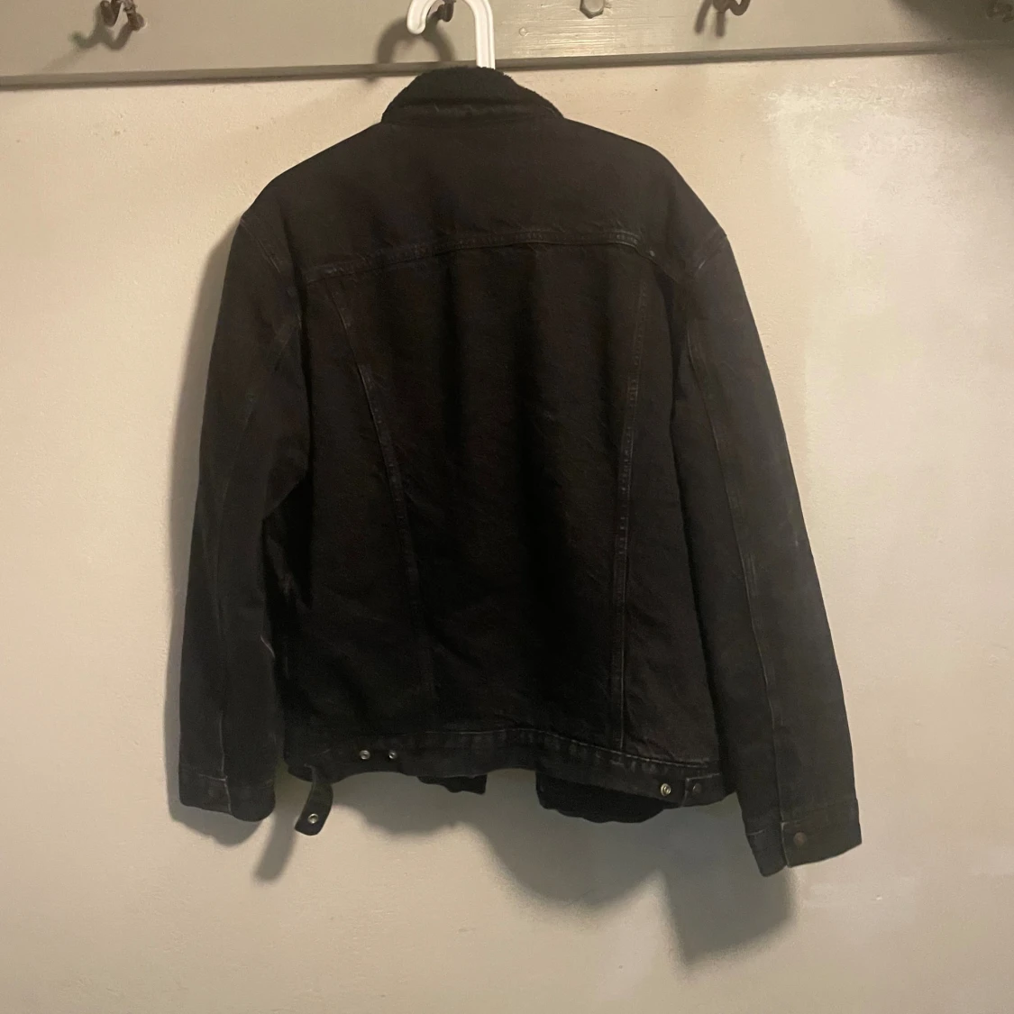 Svart jeansjacka med teddyfoder Levi's XL - 1