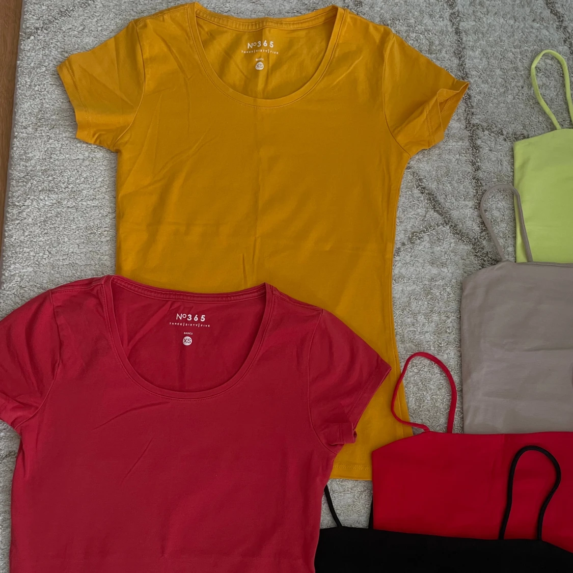 Färgglada toppar och linnen i bomull - 2