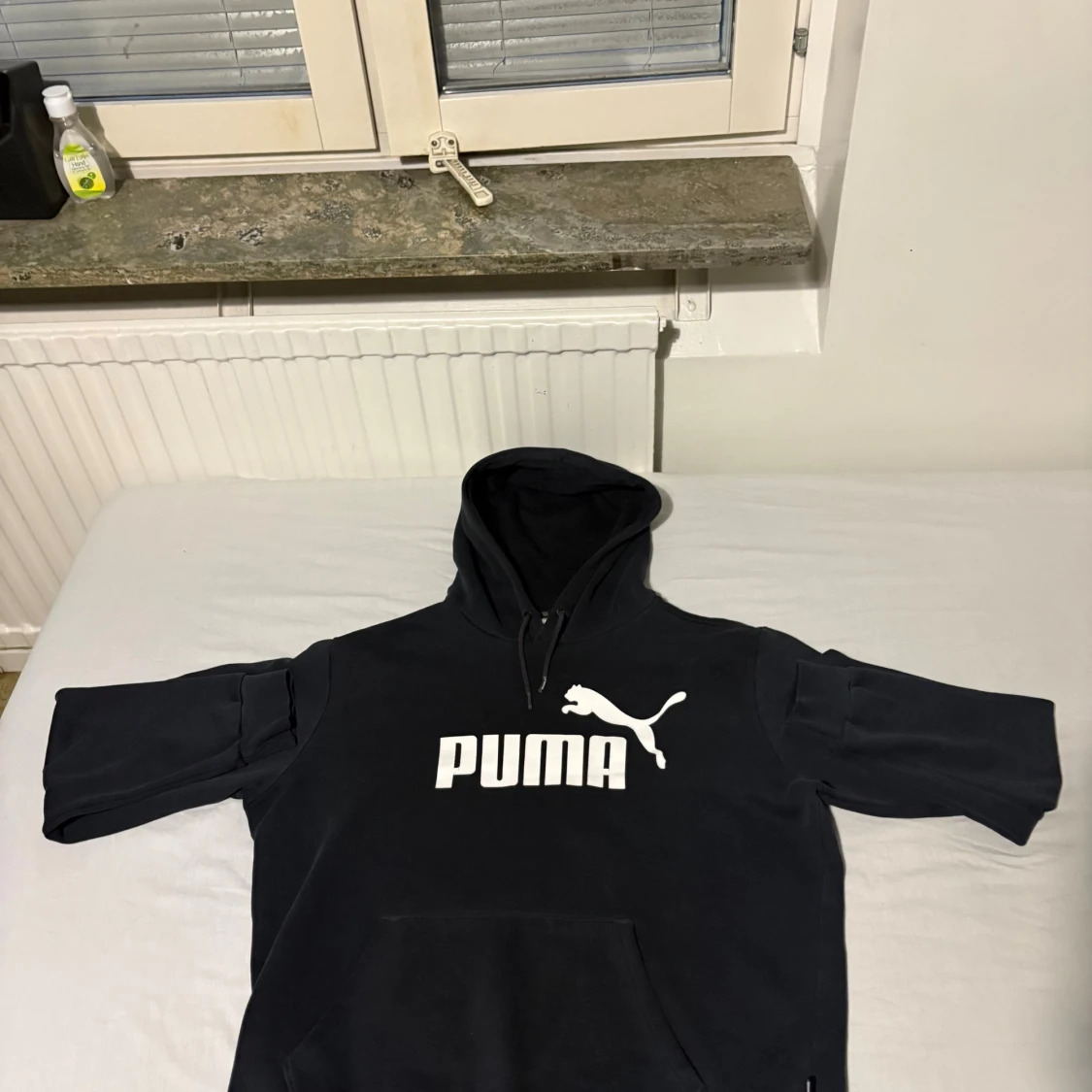 Svart hoodie från Puma