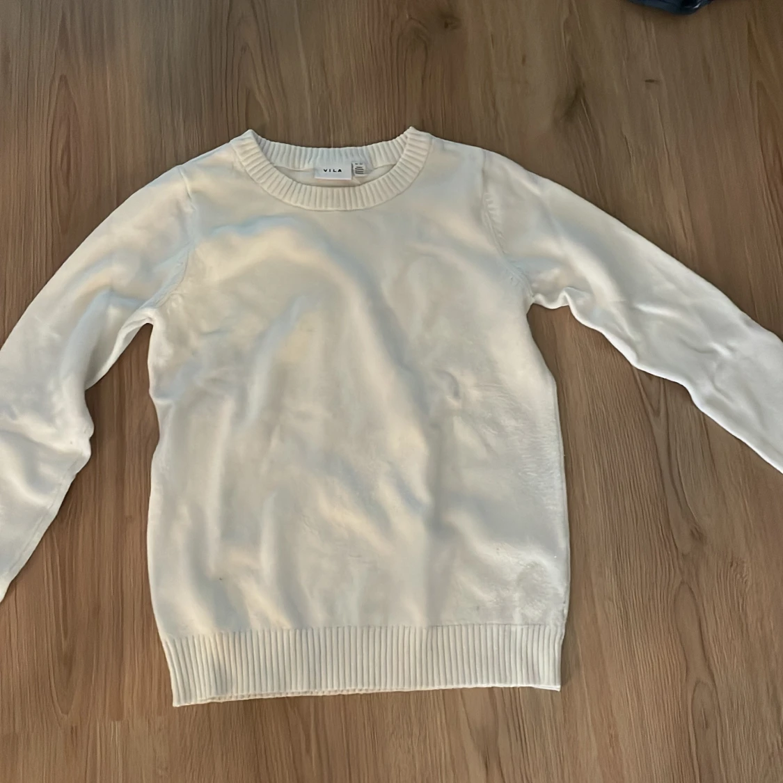 Vit stickad tröja från VILA