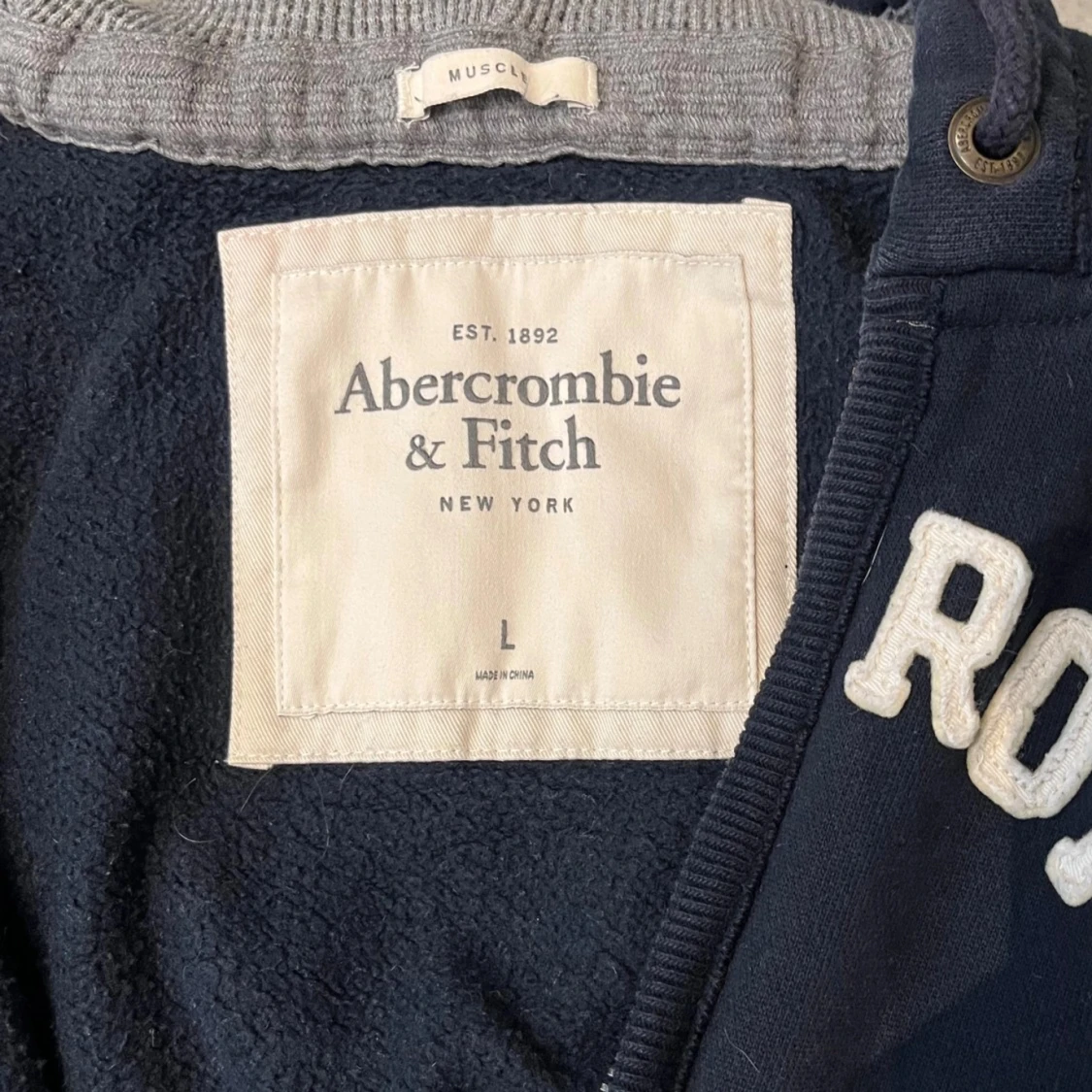 Abercrombi & Fitch Zip-up Hoodie - 1