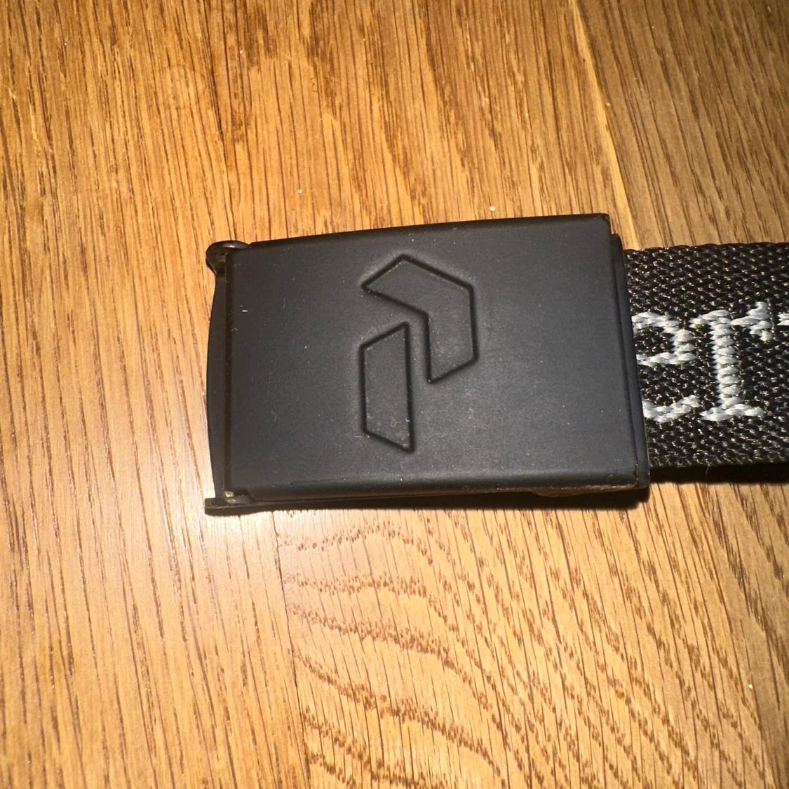 Svart Peak Performance bälte - 1