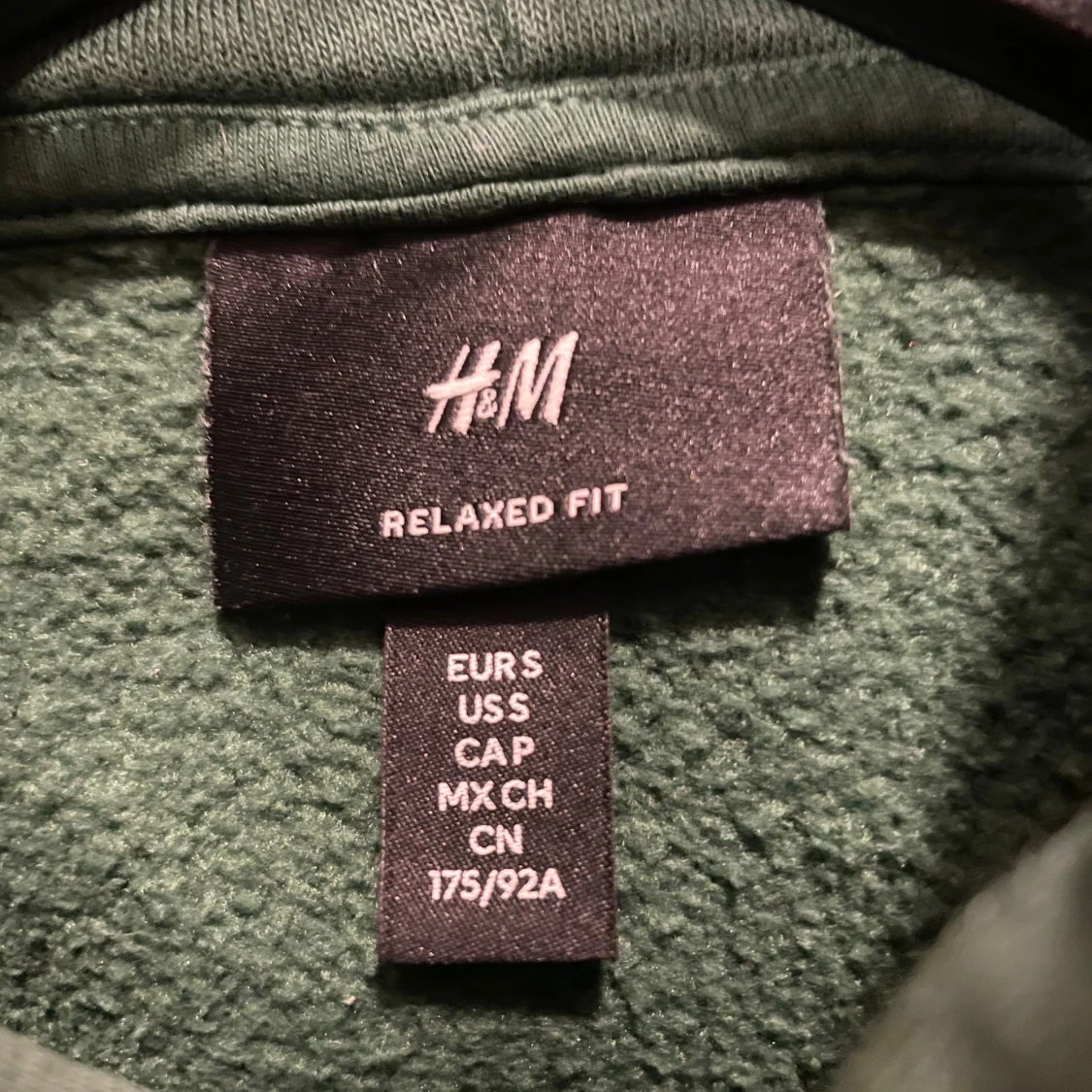 Grön hoodie från H&M Relaxed Fit - 2