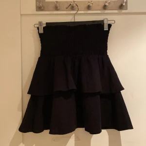 Kjol från Cubus  - Svart kjol