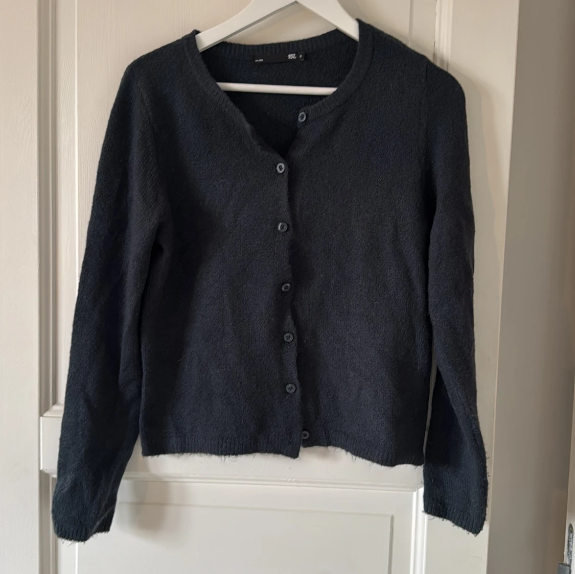 Mörkgrå kofta från 157, storlek S