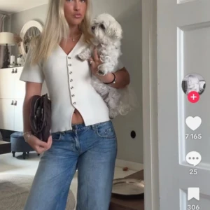 Gina topp - As snygg stickad kofta/topp frpn Gina , slutsåld🩷🩷helt ny men har tagit bort prislappen