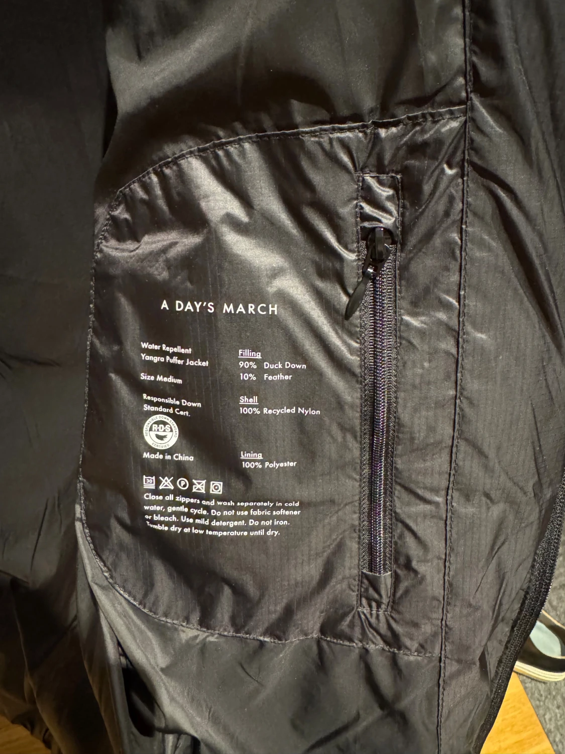 Svart pufferjacka från A Day's March - 3