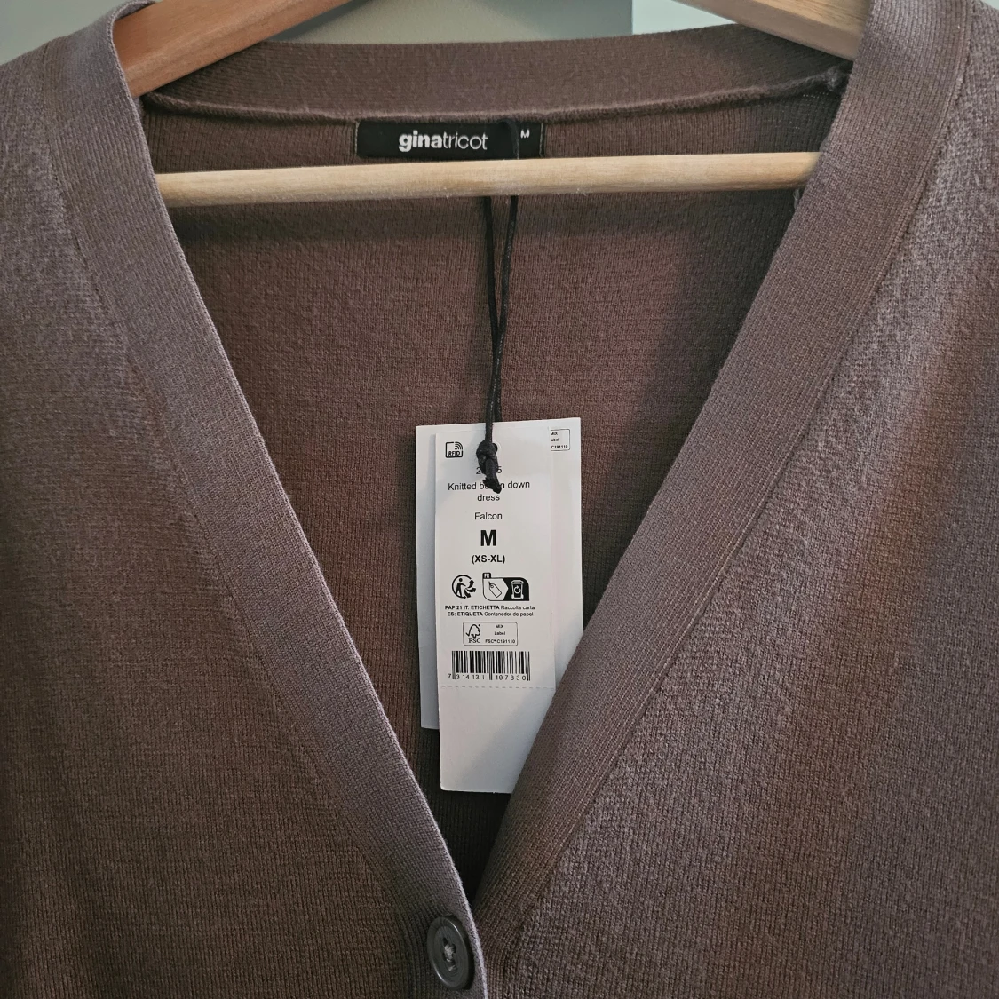 Knitted Button Down Dress - Gina Tricot - 2