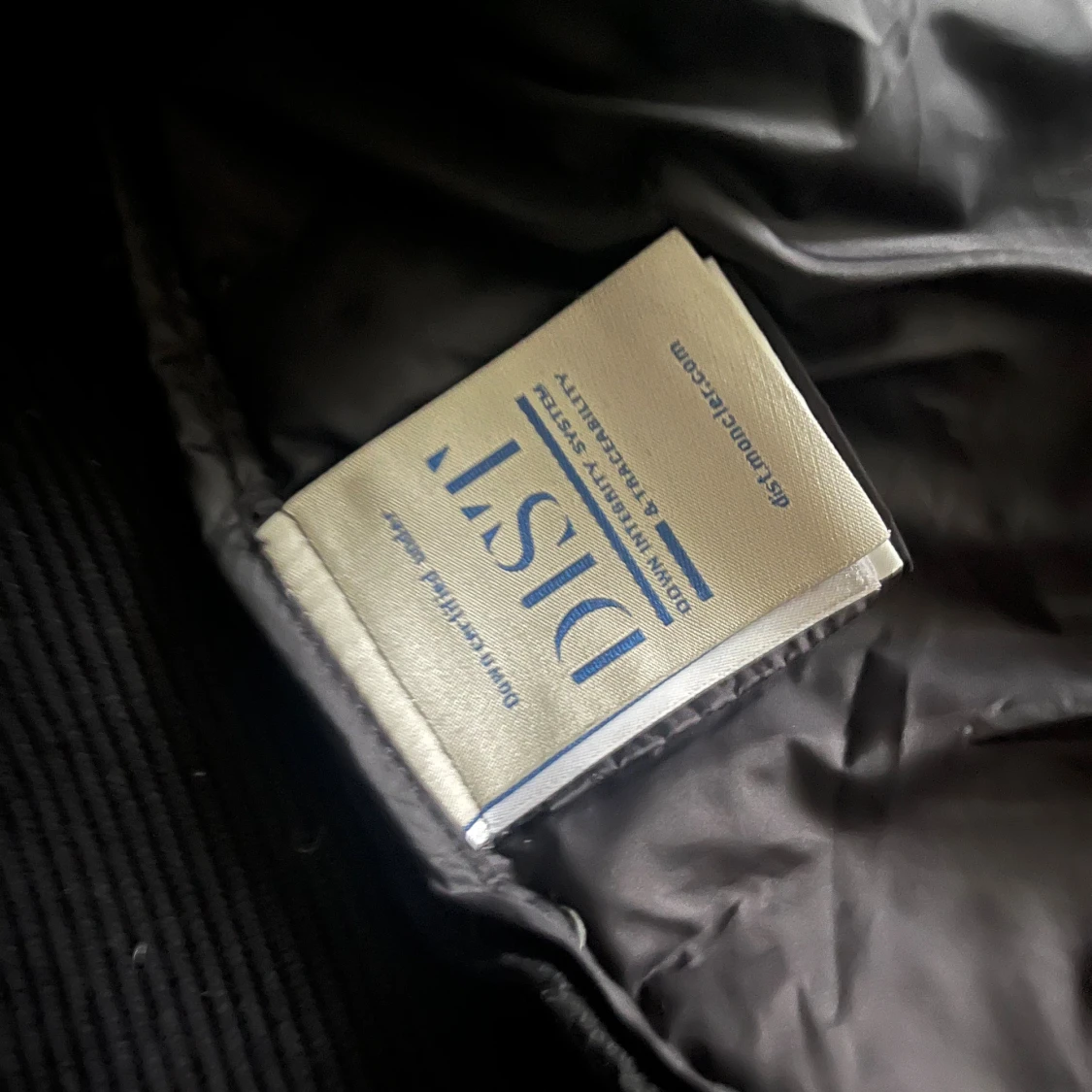 Svart Moncler pufferjacka med huva - 2