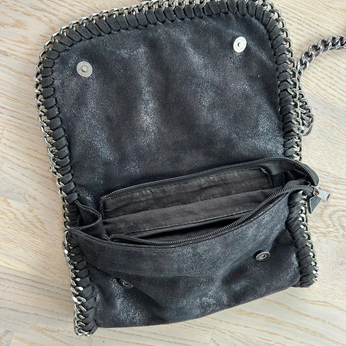 Svart axelväska från Stella McCartney - 2