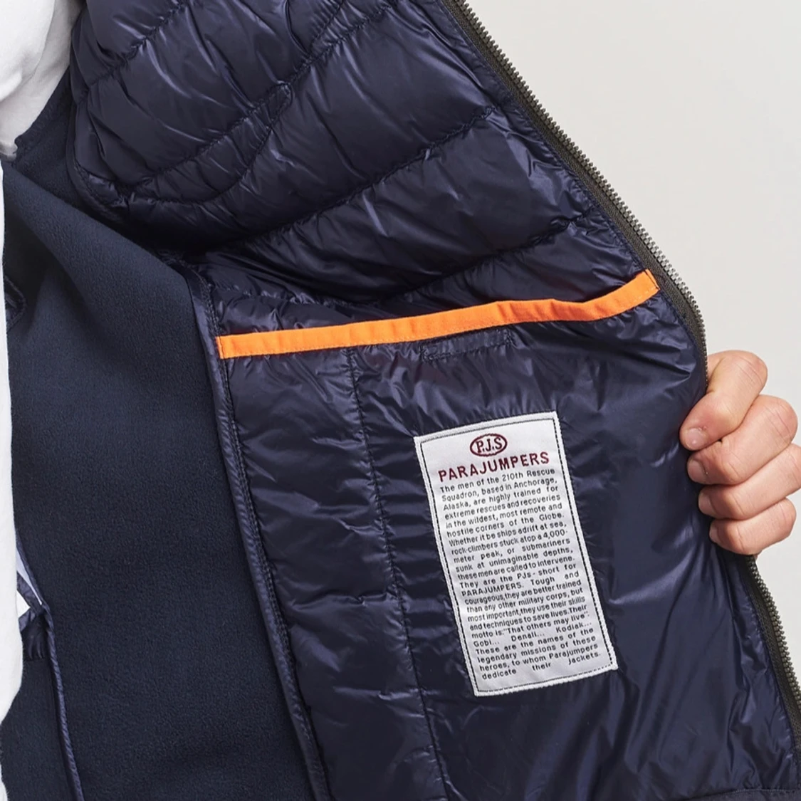 Mörkblå dunjacka från Parajumpers - 3