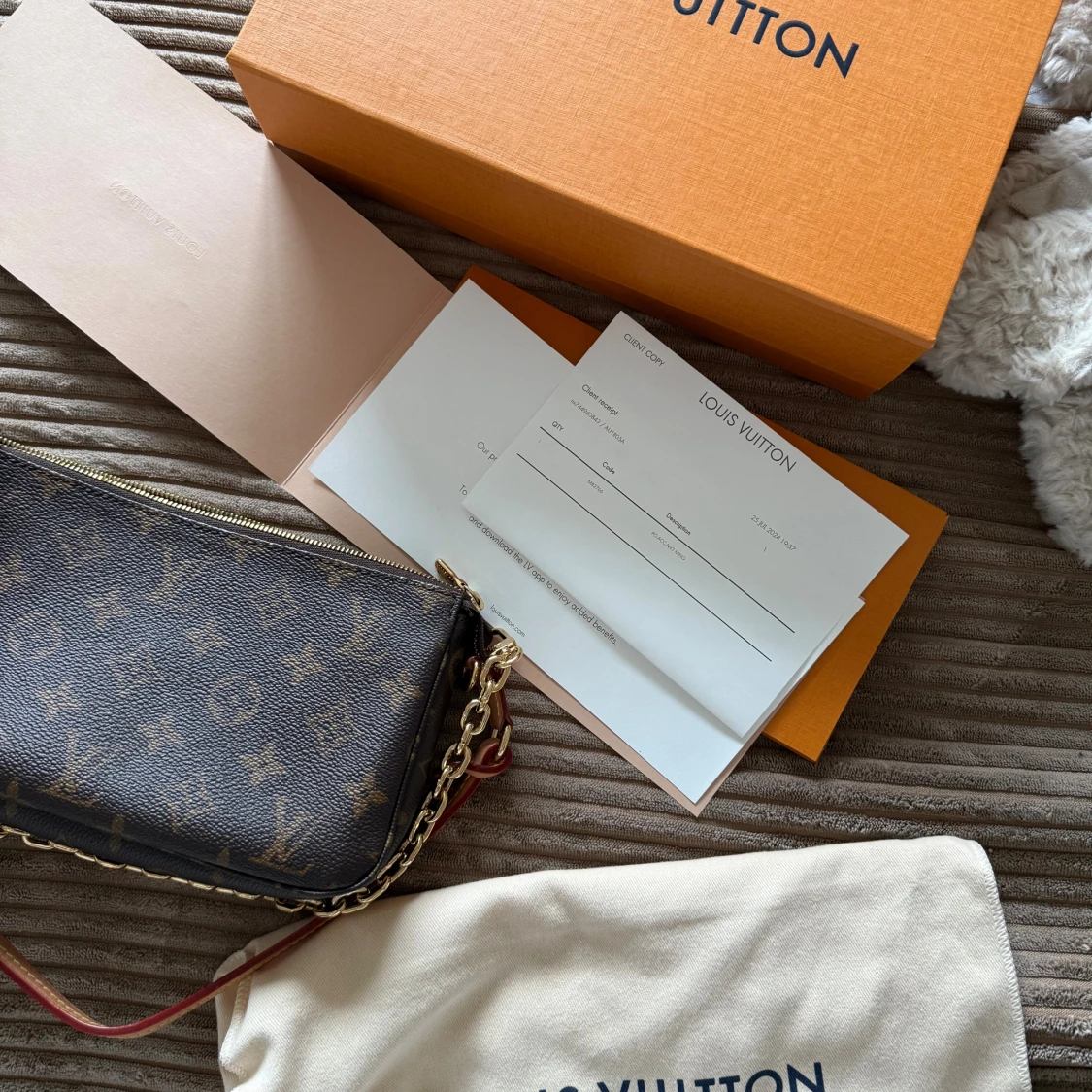 Louis Vuitton Monogram axelväska