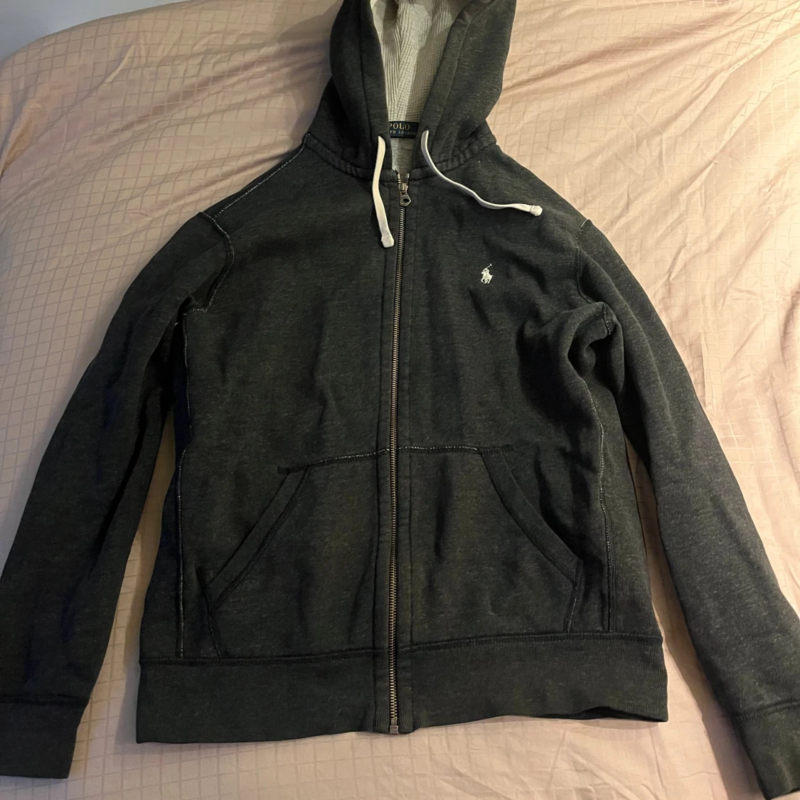 Svart hoodie från Polo Ralph Lauren - 1