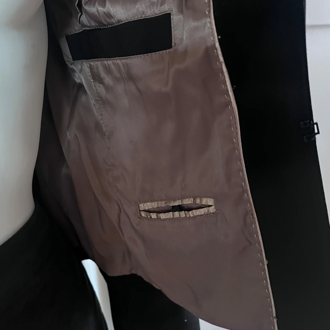 Stockh LM svart kavaj med modern krage - 4