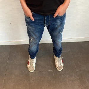 Goldgarn jeans  - Goldgarn jeans herr| pris:599kr| storlek: W32 L32| skick:9,8/10| hör av dig vid minsta lilla fundering eller fråga| 