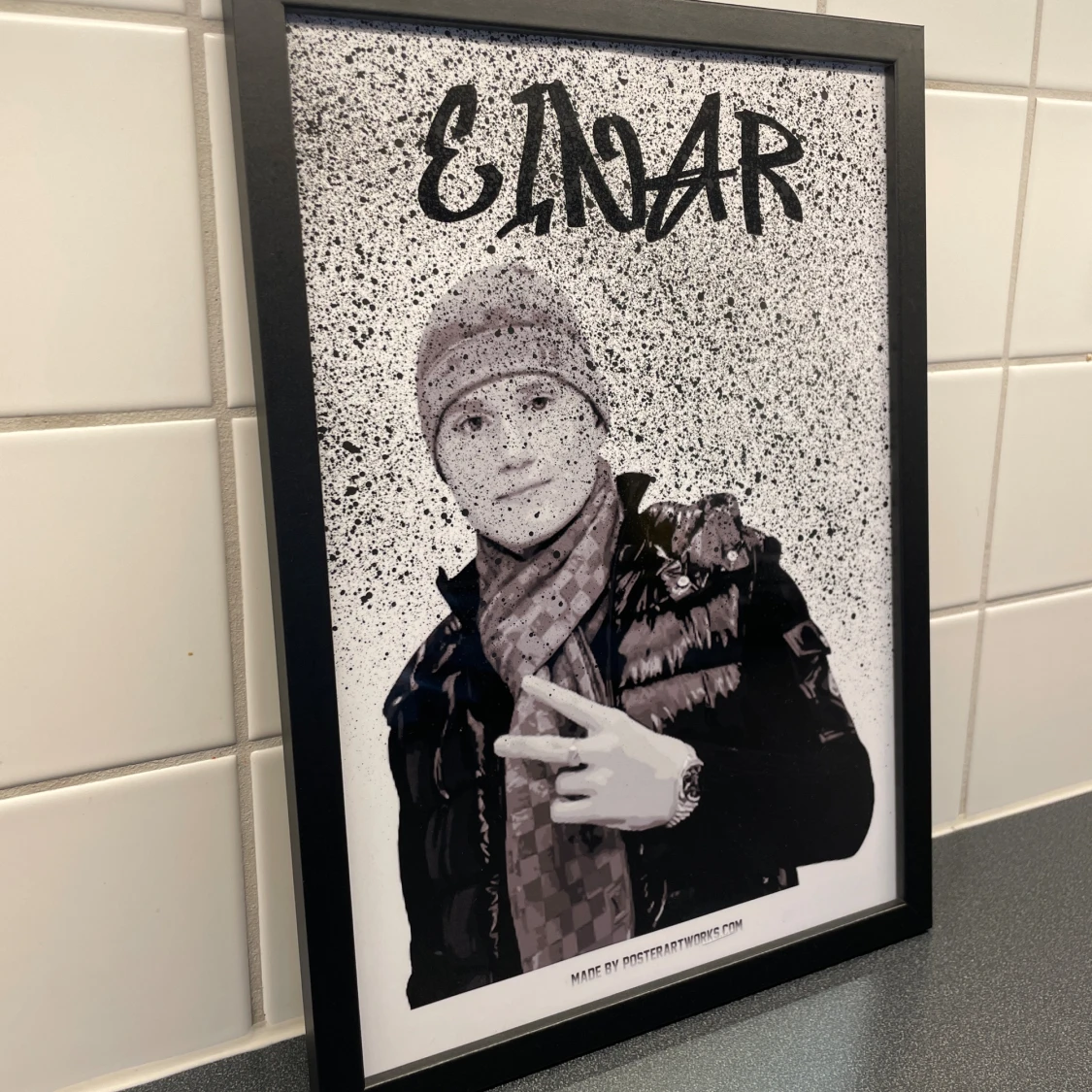 Custom Designed Einár Tavla