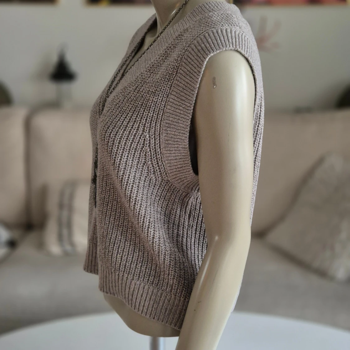 Slipover * stl S * Ärmlös v-ringad * grå - 2