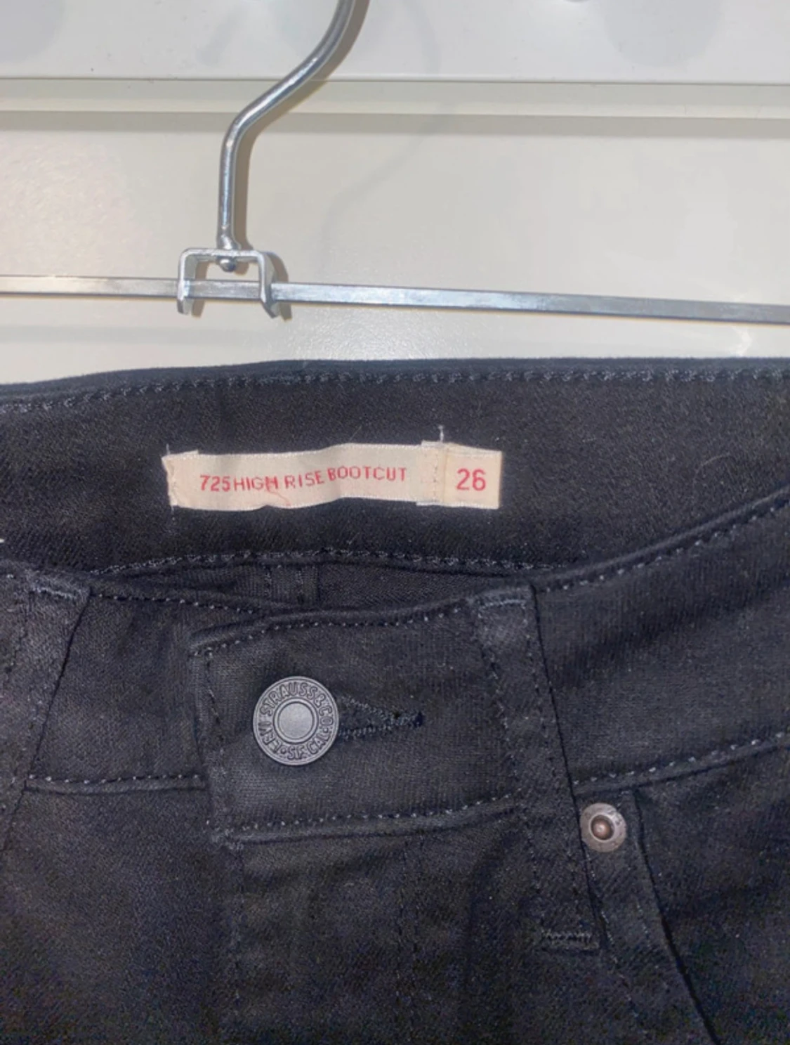 Levis 725 high rise bootcut - 2