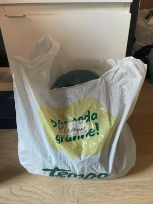 Klädpaket klänningar - Blandade storlekar mellan xxs-m. (Tror jag)