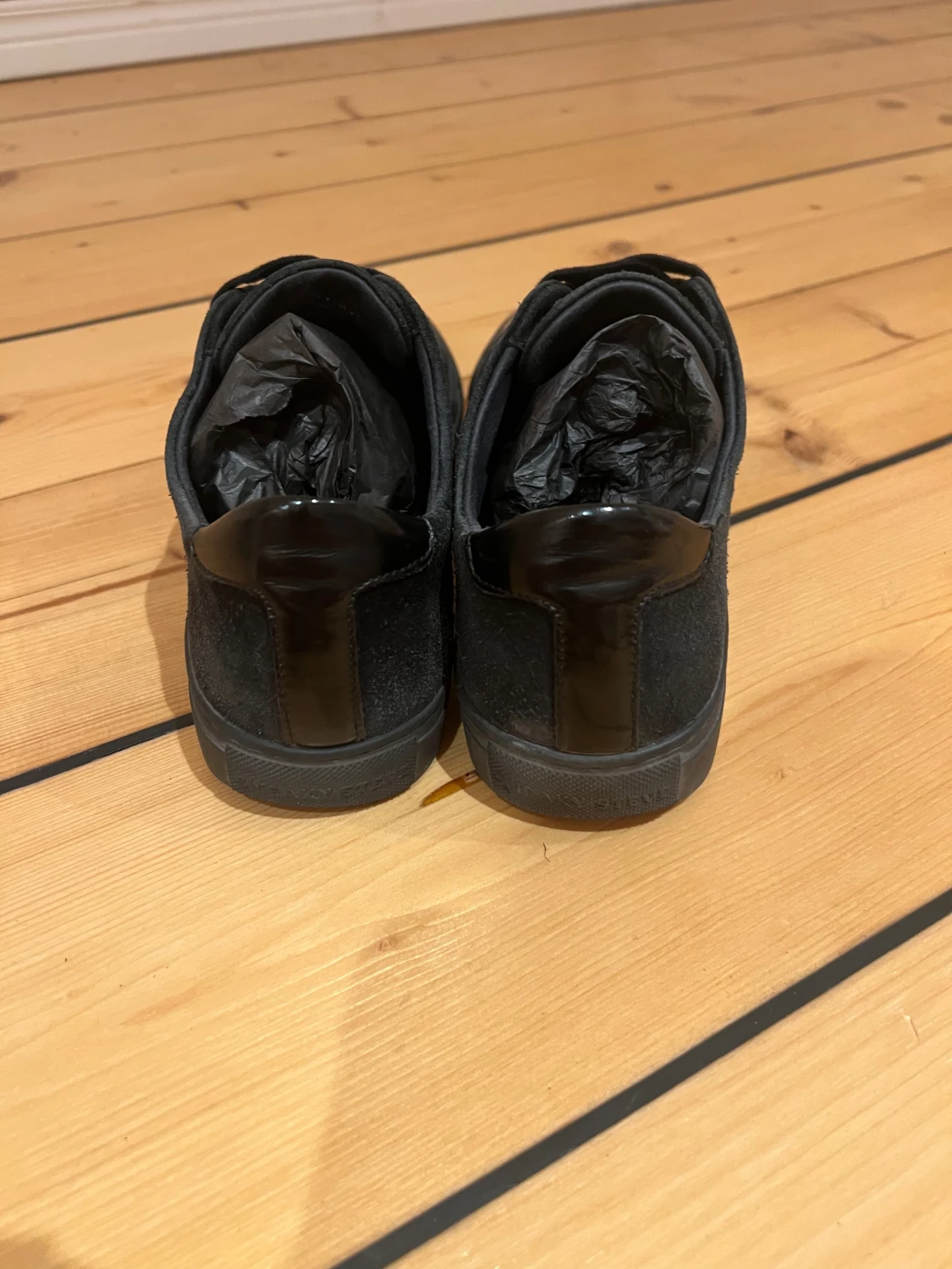 Sneaky Steve svarta  - 1