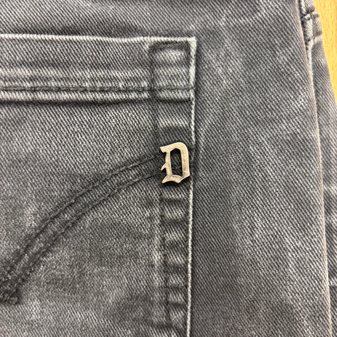 Svarta dondup jeans  - 2