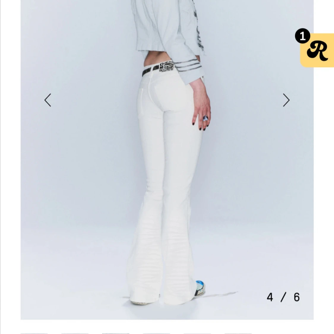 Vita lågmidjade jeans från weekday - 1