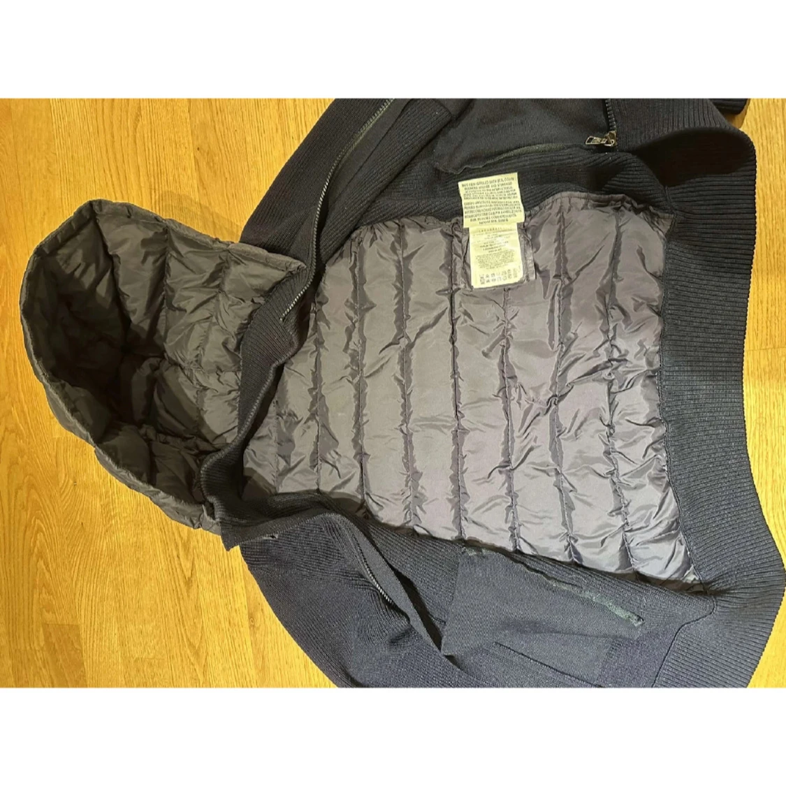 SÖKER denna Moncler cardigan i xs - 1