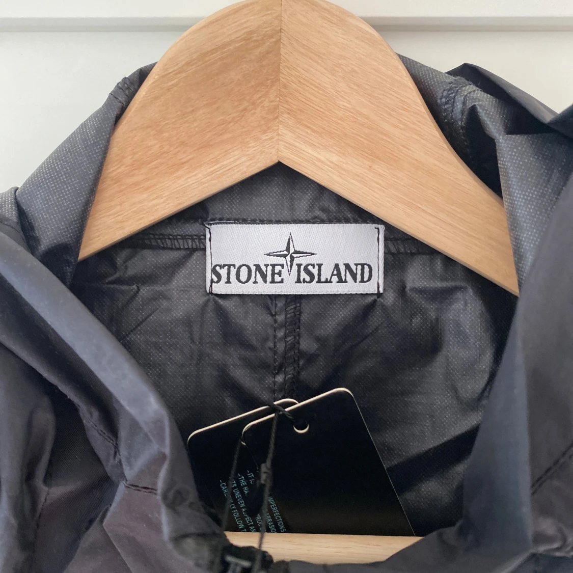Svart vindjacka från Stone Island (Helt ny) - 1