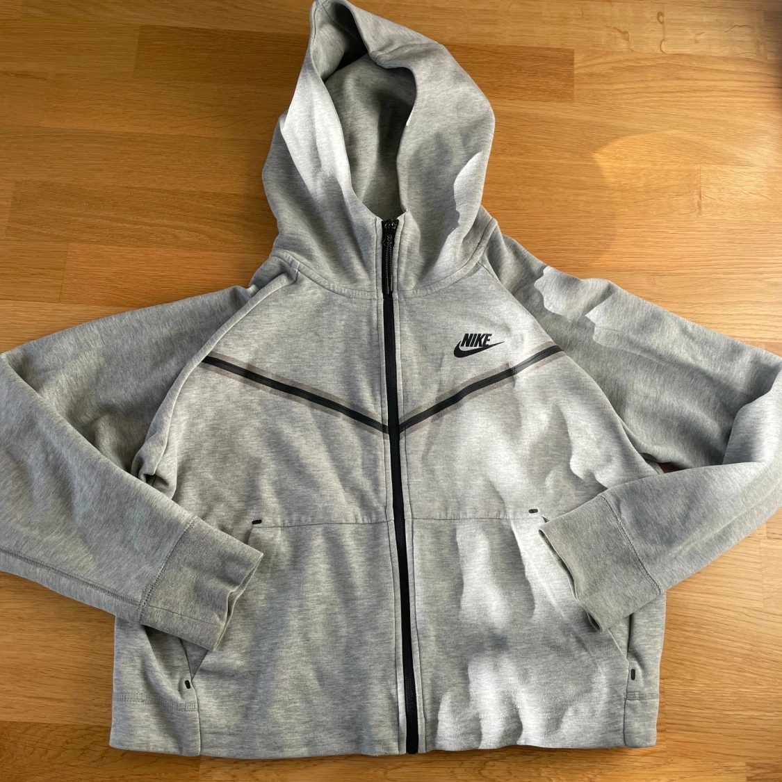 Nike tech fleece dam