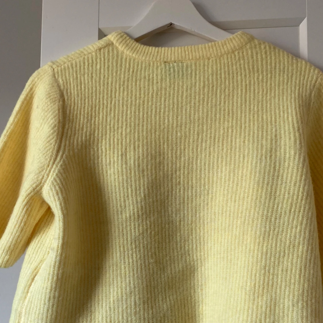 Gul ribbad kofta från Pieces XS - 3