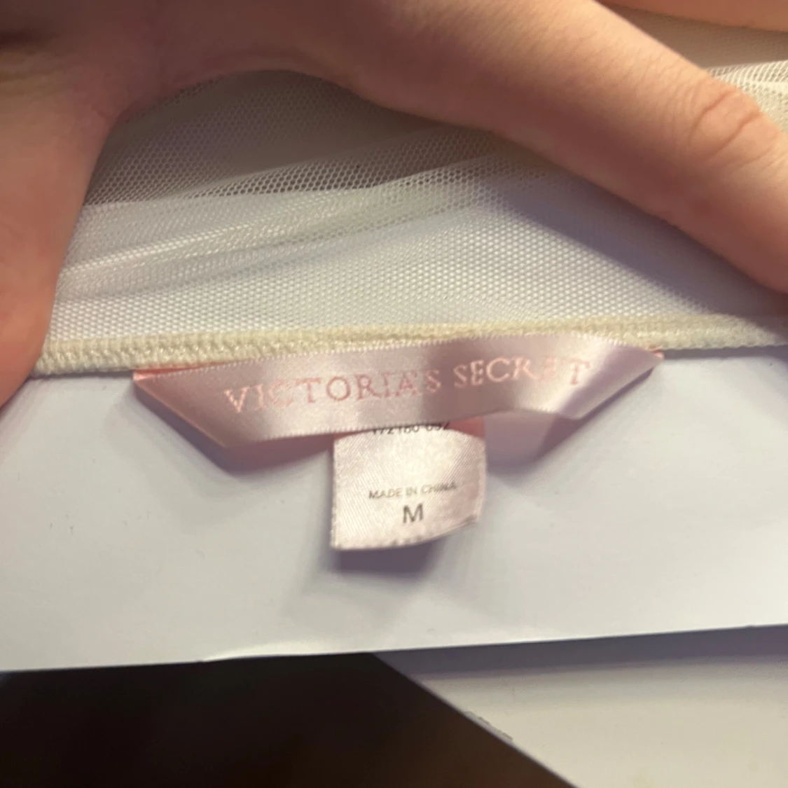 Vit spetsklänning från Victoria's Secret - 2