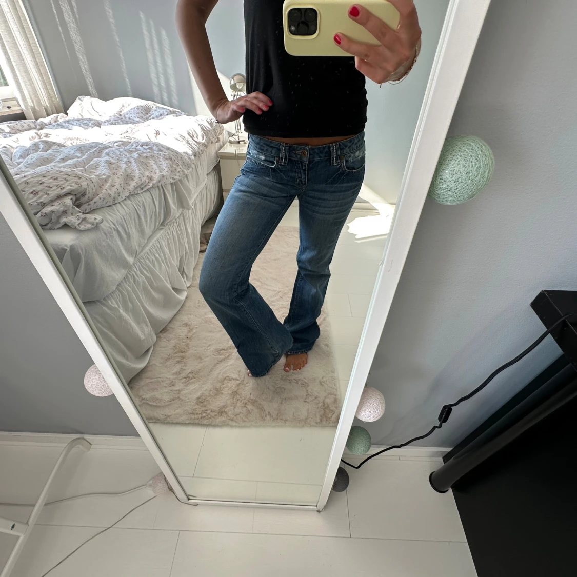 Blå bootcut jeans från Reporter