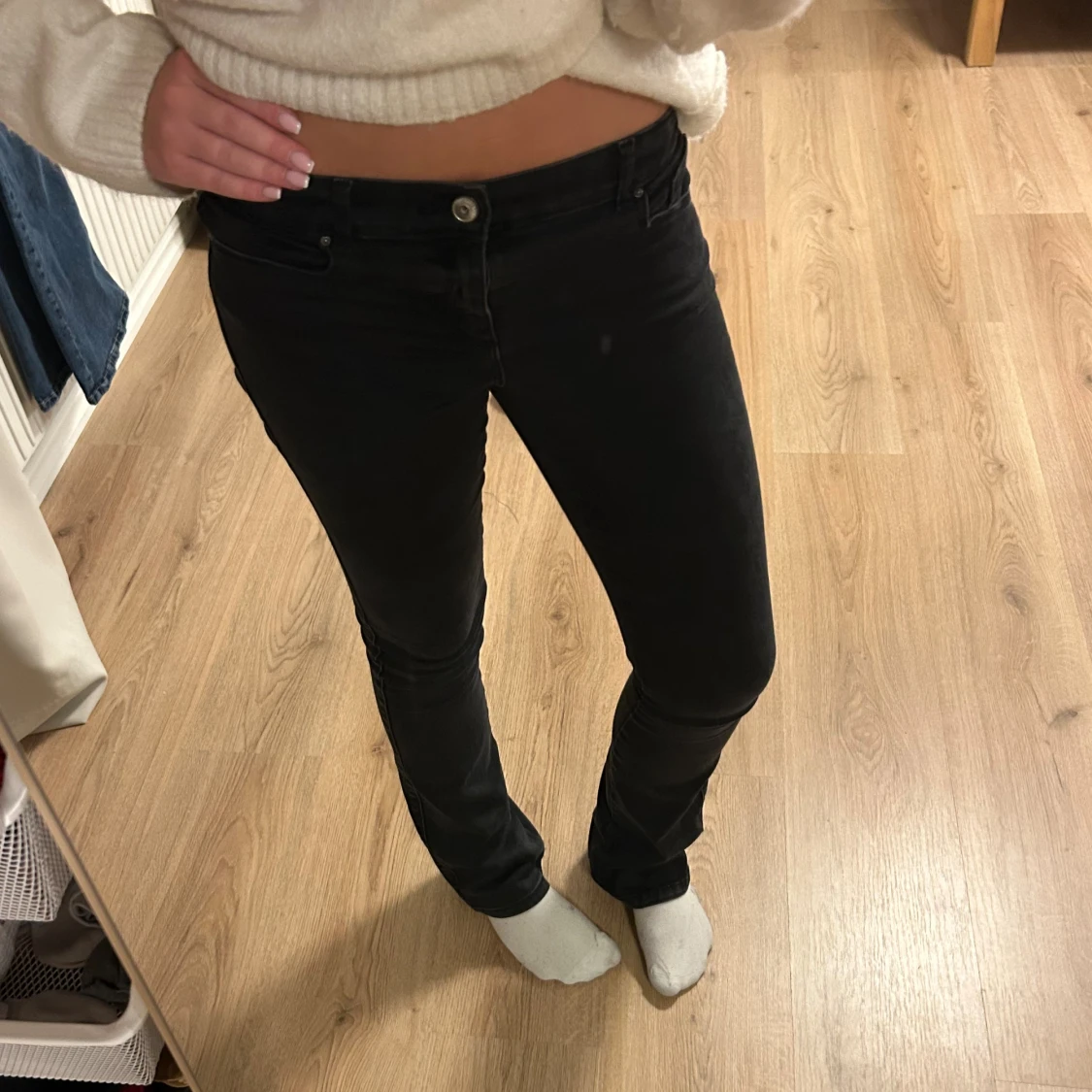 Svarta lågmidjade jeans 