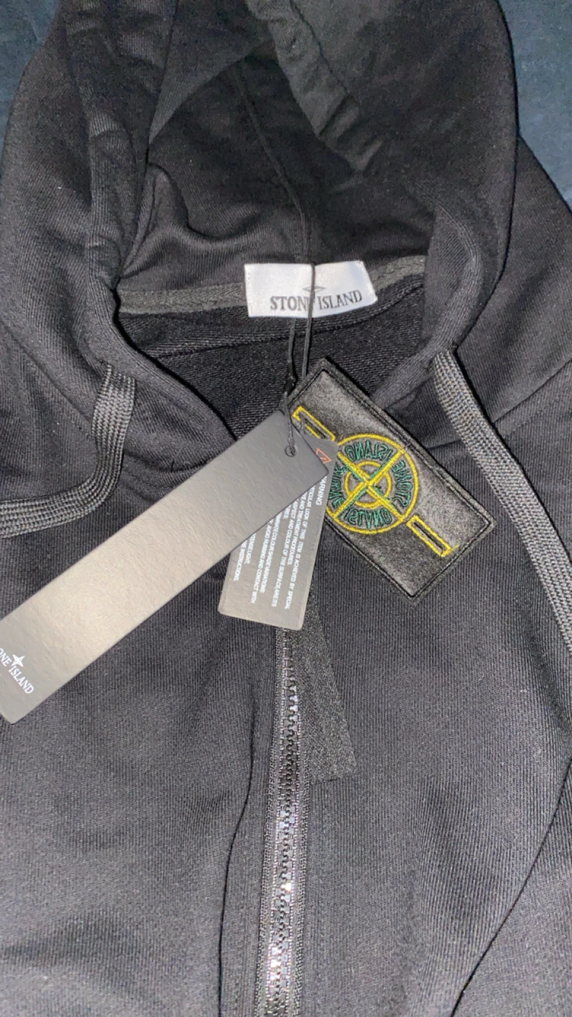 Svart hoodie från Stone Island M - 1