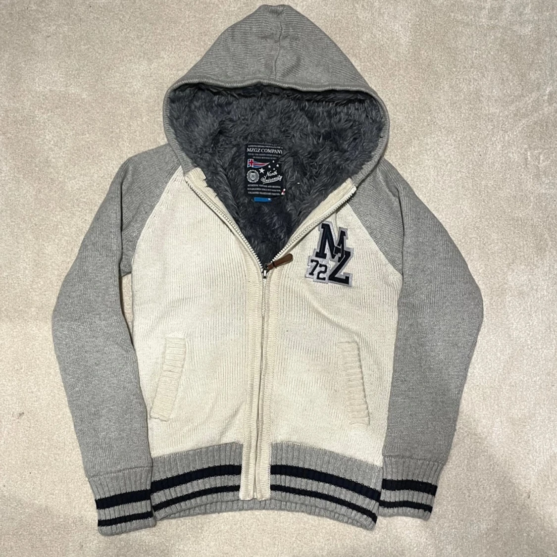 Cardigan med Pälsfoder - 1