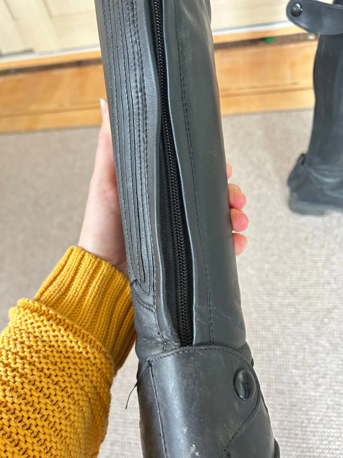 Svarta ridstövlar från CRW i skinn  - 3