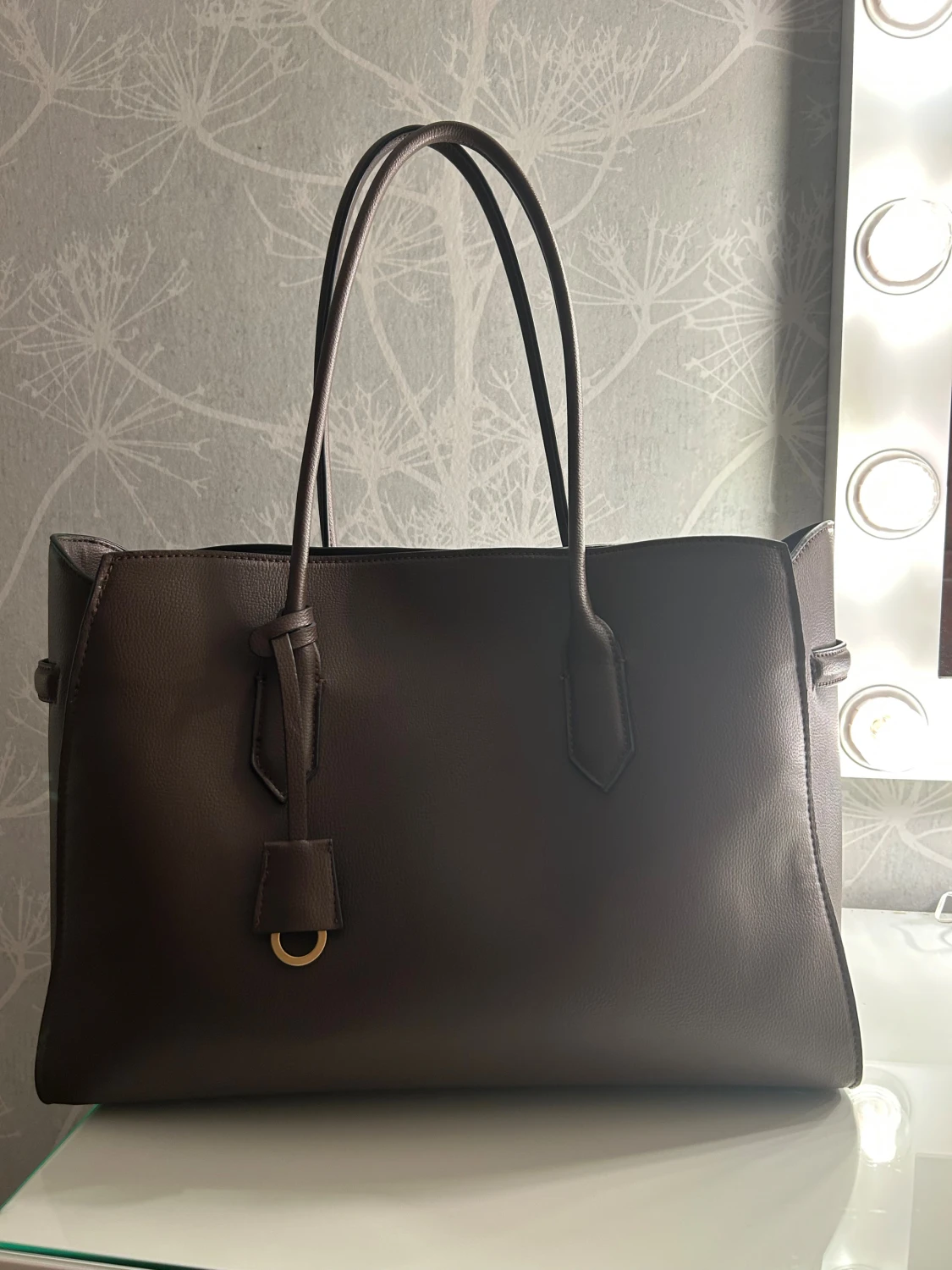 Brun axelväska i skinn