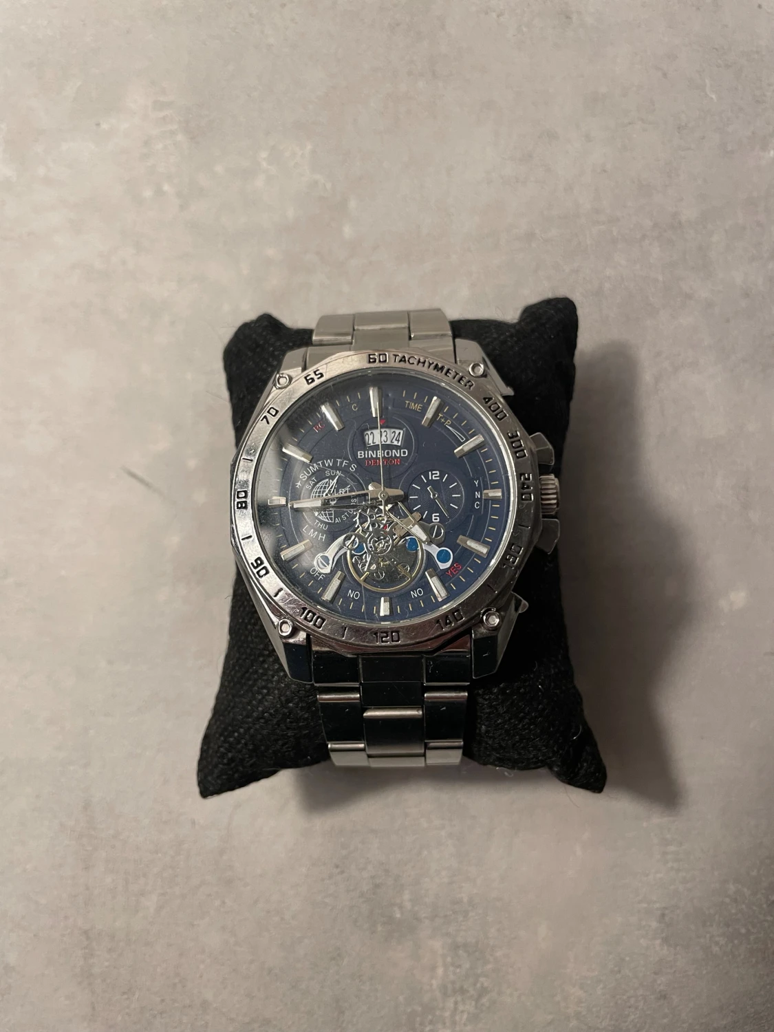 Binbond silverfärgad kronografklocka - 1