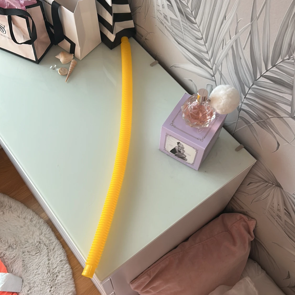 Gul flexibel plastslang - 2