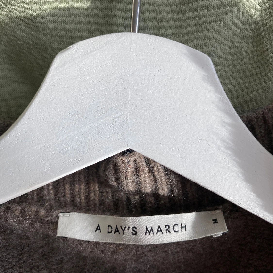 Beige kofta i lammull från A Day's March - 2