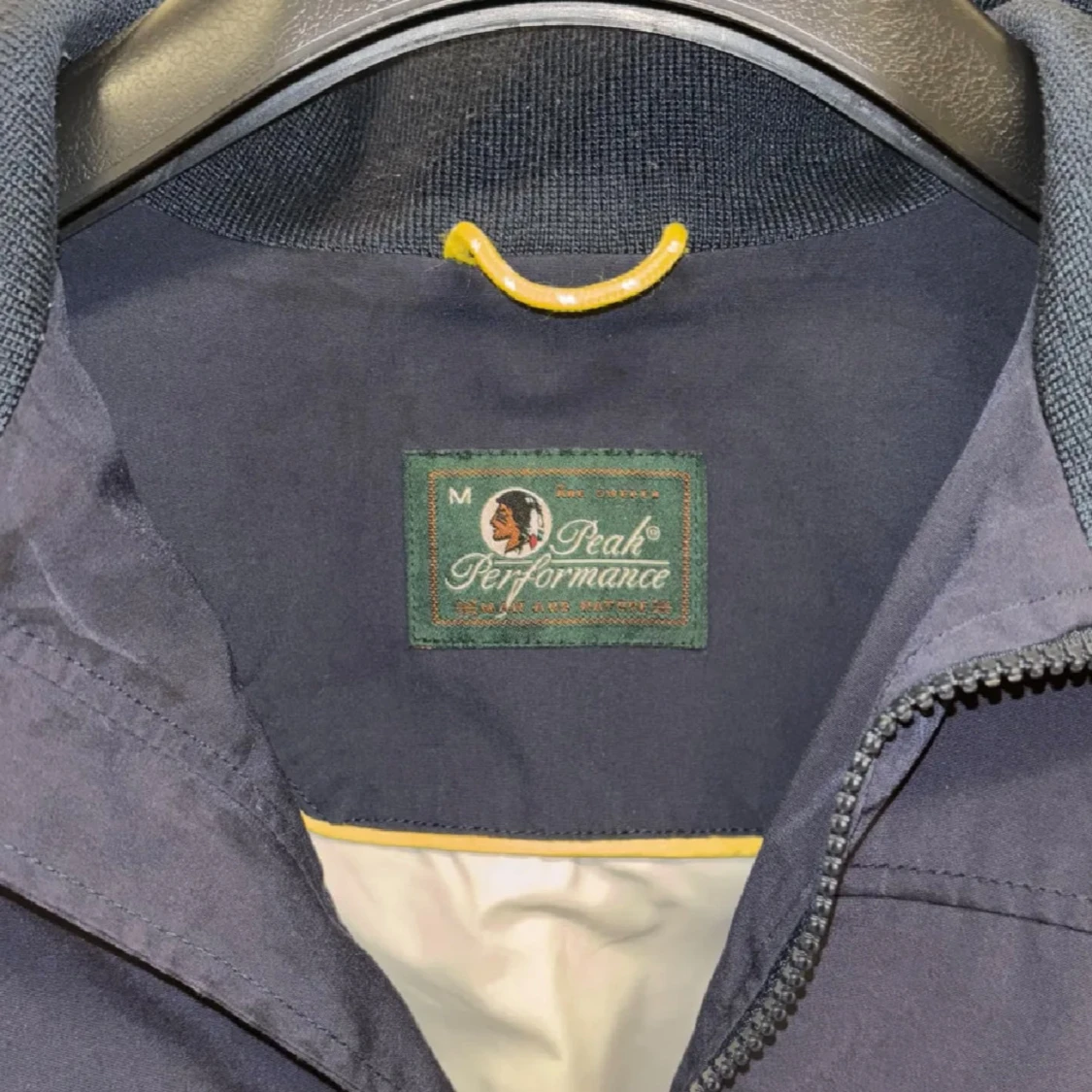 Mörkblå vindjacka Peak Performance M - 2