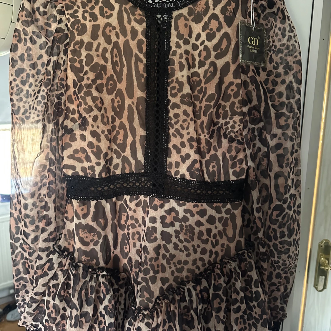 Leopardmönstrad kortklänning Golden Days