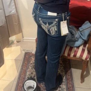 Mörkblå miss me y2k/vintage jeans  - Aldrig använda köpte för 3300kr.