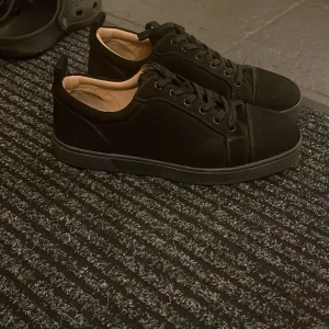 Louboutin skor  - Louboutins används fast i bra skick inga skador