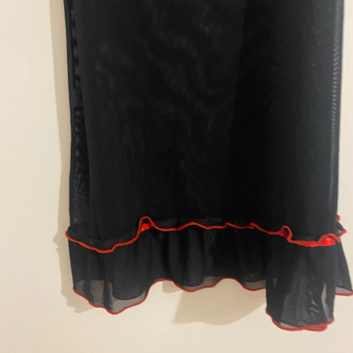 Svart nattlinne  - 3