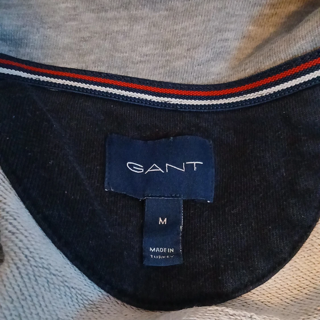 Grå half zip sweatshirt från GANT - 2