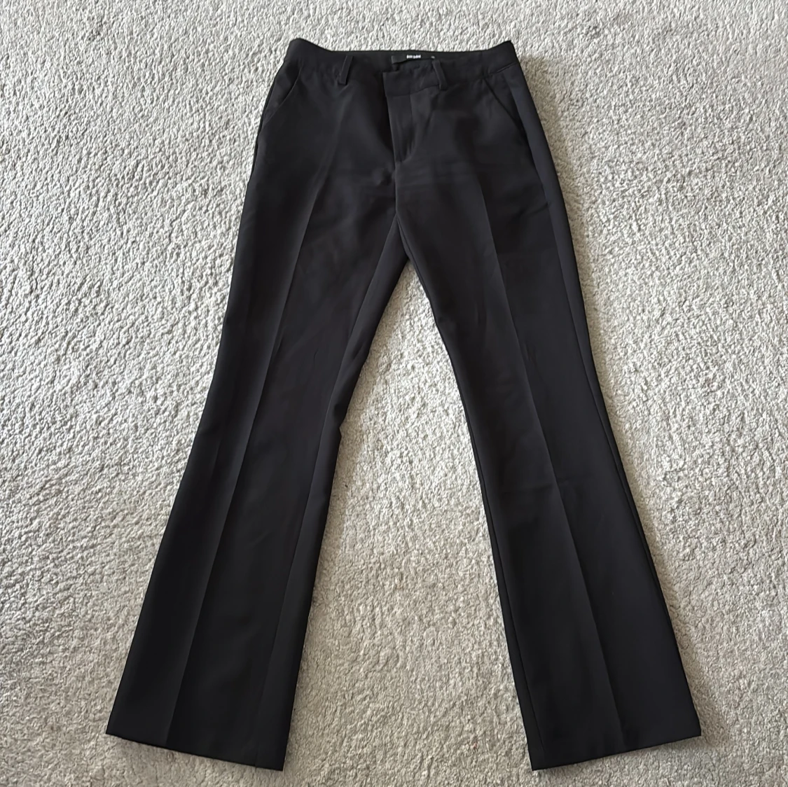 Kostym byxor från bikbok  - 4