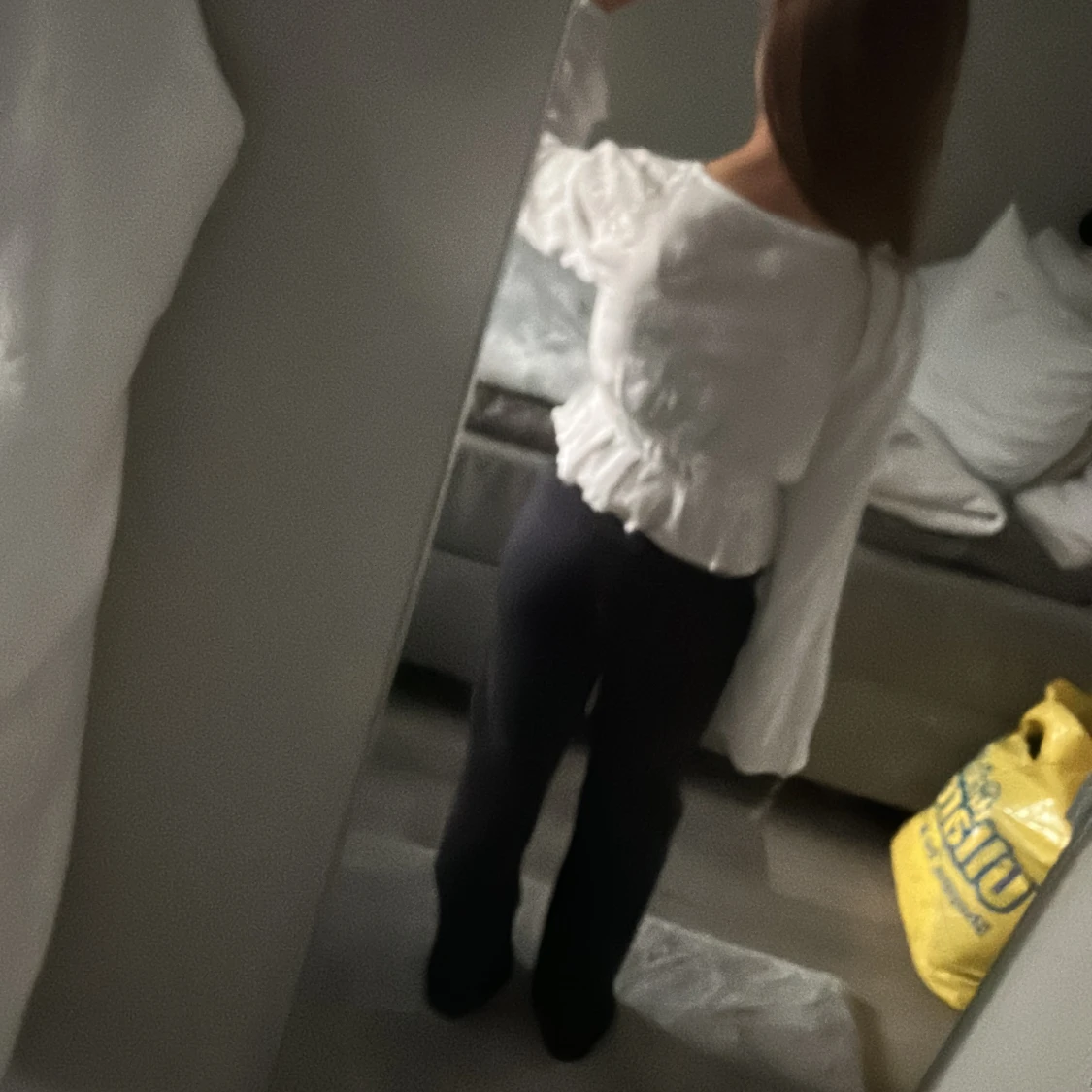 Vit blus med snörning från FB Sister - 1