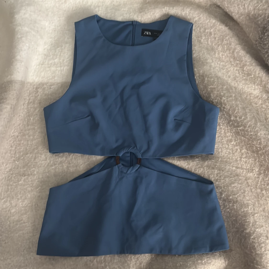 Zara cut-out top