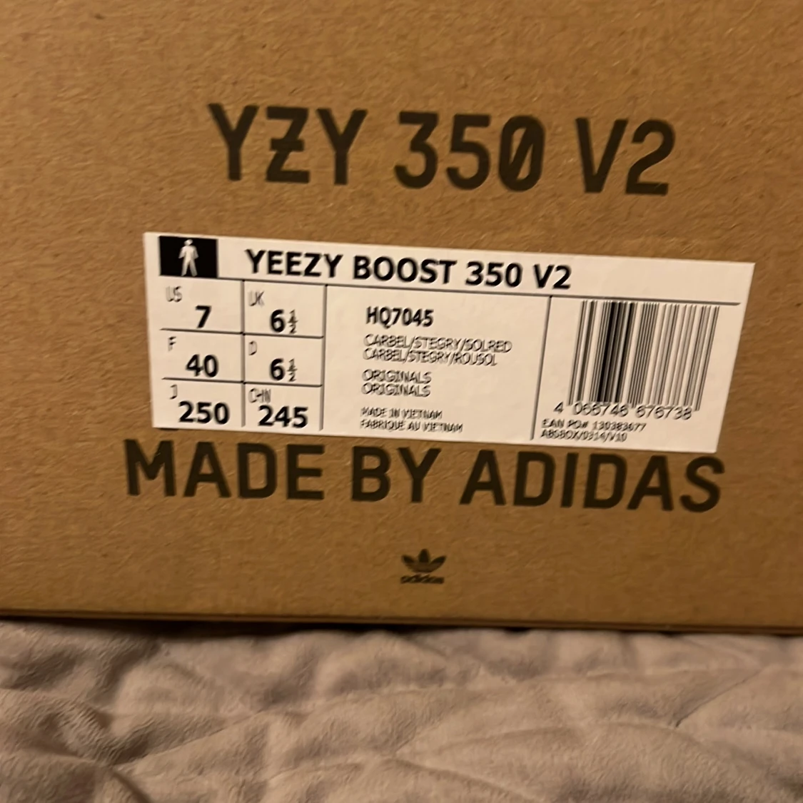 Yeezy 350 V2 - 4